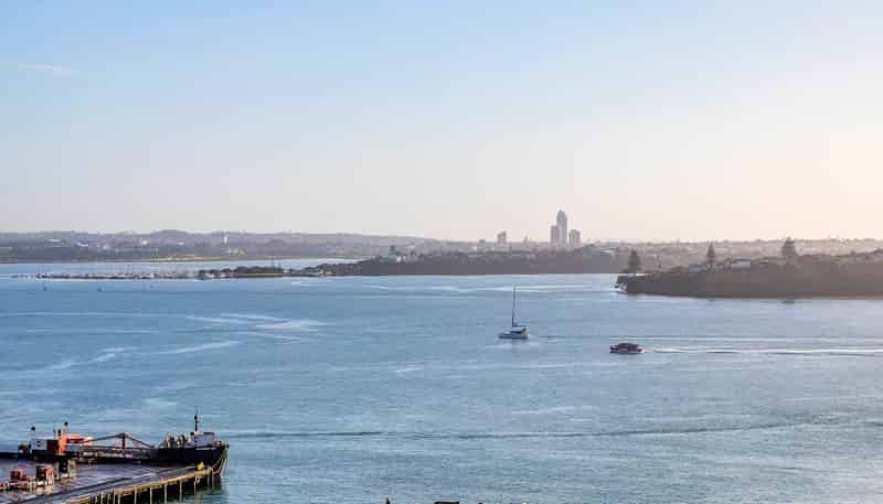 2 Beach Road, Auckland Central