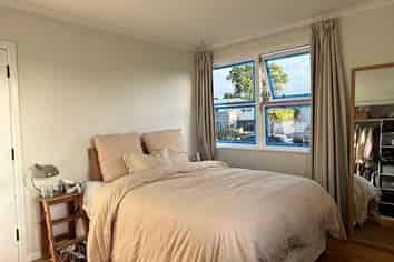 25 Paragon Avenue, Beach Haven