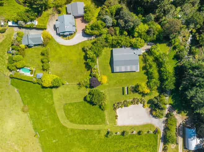 2/334 White Road, Broadlands Forest