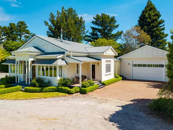 2/334 White Road, Broadlands Forest