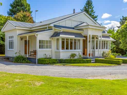 2/334 White Road, Broadlands Forest