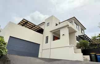 22A Van Dyke Place, West Harbour