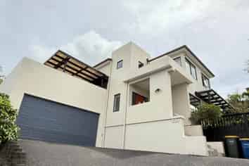 22A Van Dyke Place, West Harbour