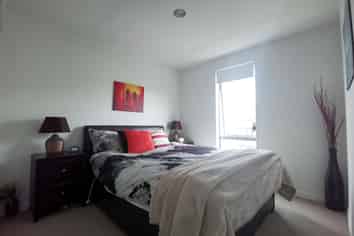 2F/136 Stancombe Road, Flat Bush