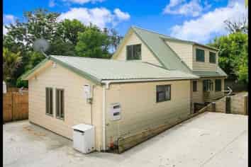 14B Rosalind Road, Glenfield