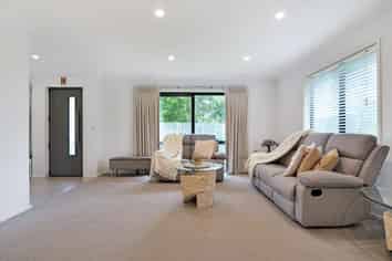 10B Basley Road, Owhata