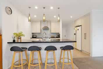 10B Basley Road, Owhata