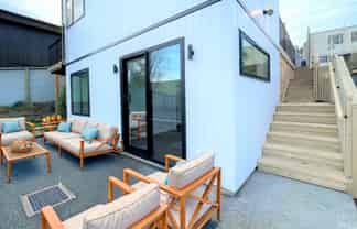 13C Henderson Street, Mornington