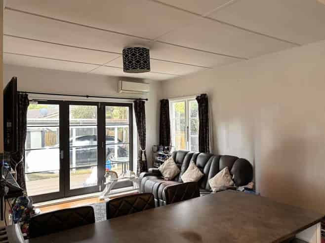 1/27 Athlone Crescent, Avalon