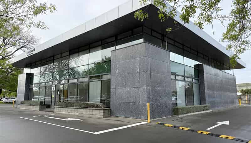  1/1 Show Place, Addington