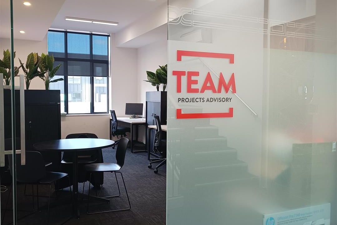 Office Suite Within Kensington House – pohled 2
