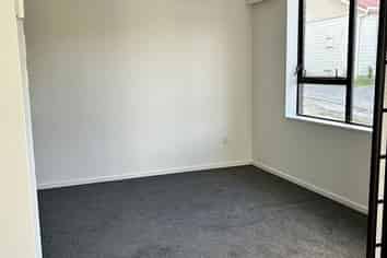 1/67 Cortina Avenue, Johnsonville