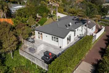 7 Bushglen Court, Browns Bay