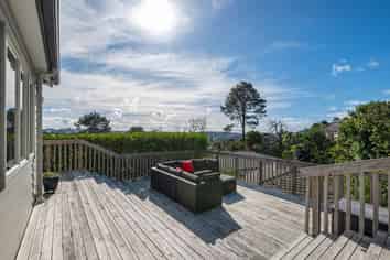7 Bushglen Court, Browns Bay