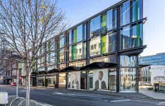 Retail Gem in Architectural Jewel