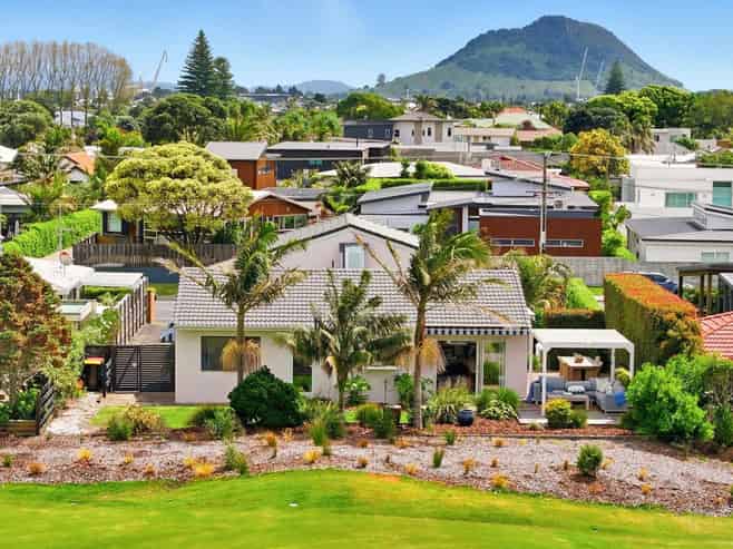 48B Golf Road, Mount Maunganui