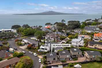  2A Arthur Crescent, Takapuna