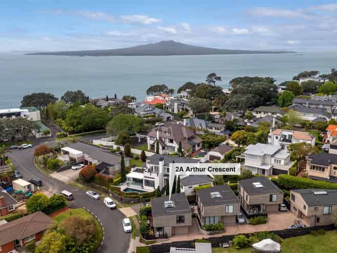  2A Arthur Crescent, Takapuna