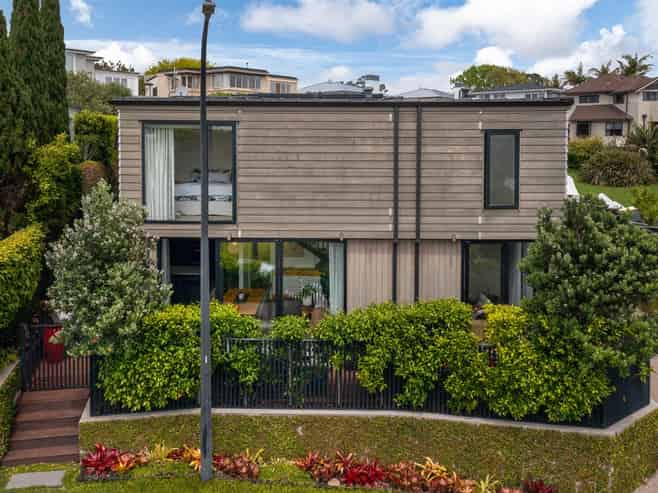  2A Arthur Crescent, Takapuna