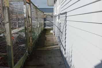 8 Greenock Place, Awapuni