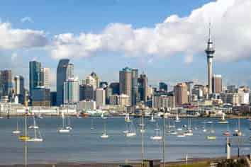 13 Waimana Ave, Northcote Point