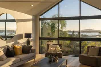 13 Waimana Ave, Northcote Point