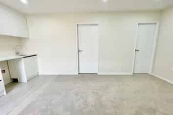 Auckland - Address withheld