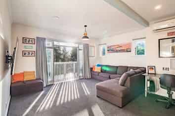 30 Northview Crescent, Belleknowes