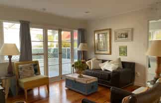 18 Tindalls Bay Road, Tindalls Beach