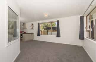 70c Taikata Road, Te Atatu Peninsula