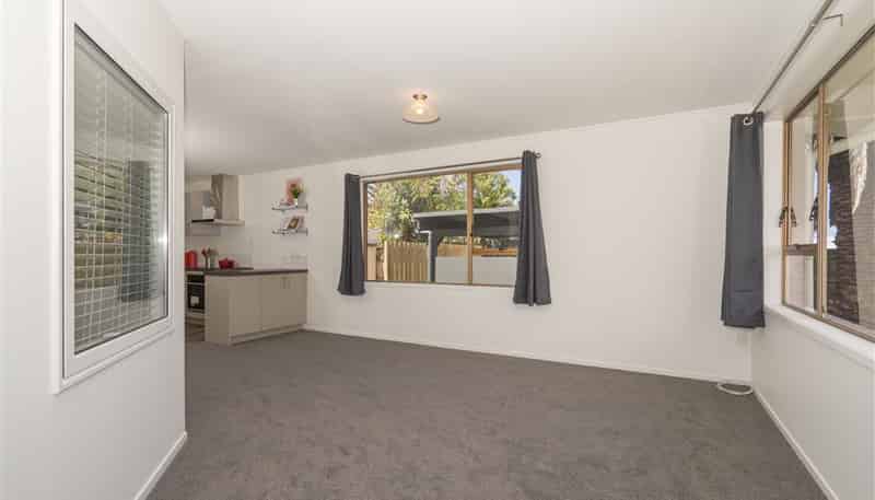 70c Taikata Road, Te Atatu Peninsula