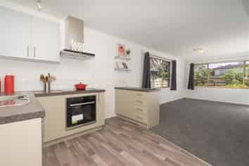 70c Taikata Road, Te Atatu Peninsula