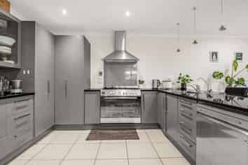 13 Farm Road Allenton, Ashburton