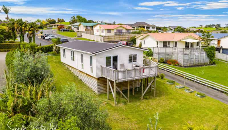 15 Ash Grove, Maungaturoto