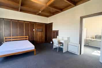 82  Manor Place, Dunedin Central