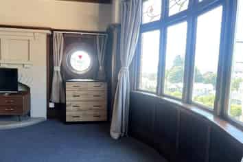 82  Manor Place, Dunedin Central