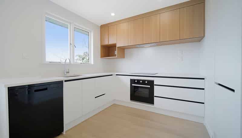 220 Sturges Road, Henderson