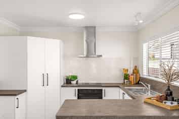 2/37 Fourth Avenue, Tauranga Central