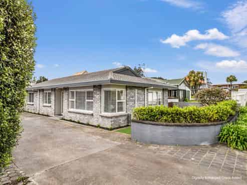2/37 Fourth Avenue, Tauranga Central