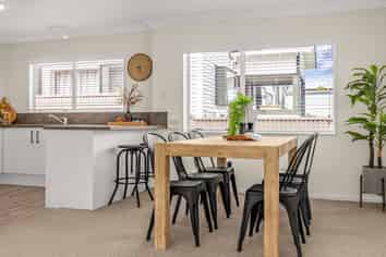 2/37 Fourth Avenue, Tauranga Central