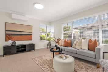 2/37 Fourth Avenue, Tauranga Central