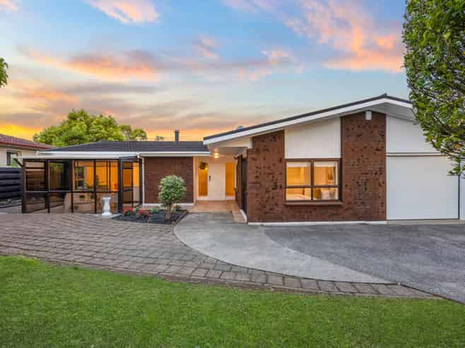 79 Meadway, Sunnyhills