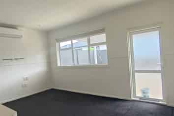 2/61 Evelyn Road, Cockle Bay