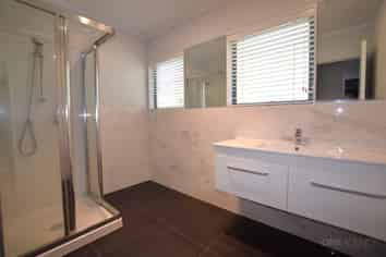 63 Kirby Street, Glendene