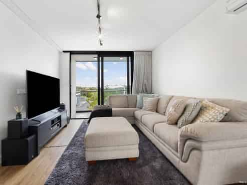 25 Nugget Avenue, Hobsonville