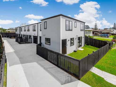 10A Tinkler Place, Favona