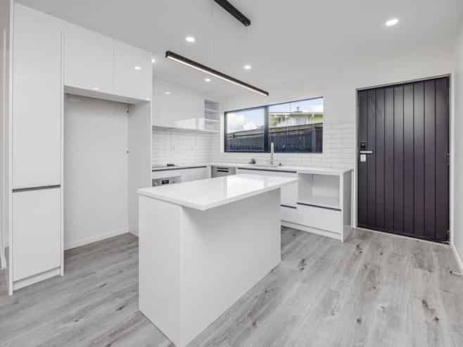 10B Tinkler Place, Favona