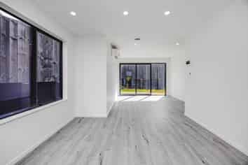 10D Tinkler Place, Favona