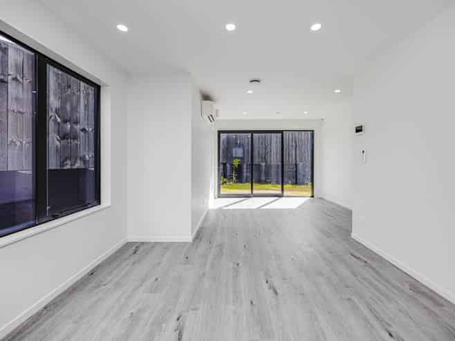 10D Tinkler Place, Favona