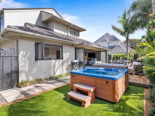 1/10 Taranaki Road, Kohimarama